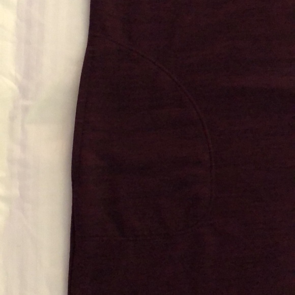 Women’s size medium 32° cool burgundy to park at dress - Picture 2 of 6